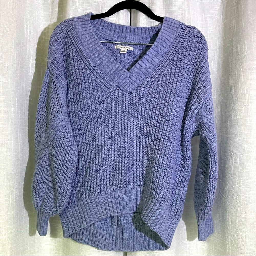 American Eagle Blue V- neck knit sweater. - Picture 2 of 5